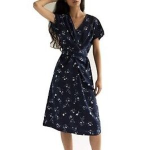 Oak+Fort Navy Floral Dress Size S